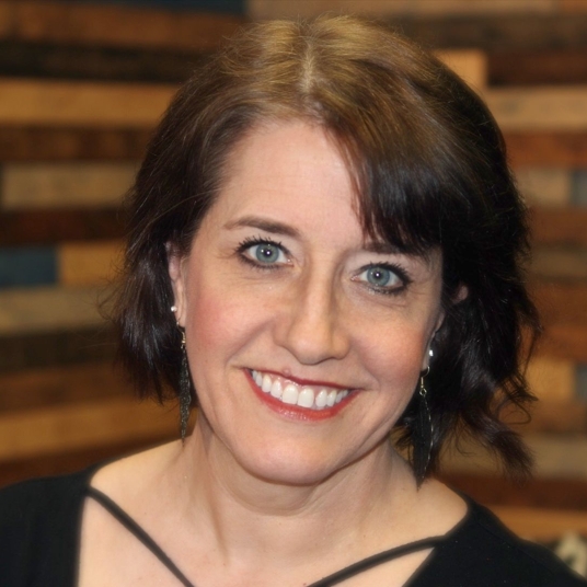 Amy Foster Parsons head shot