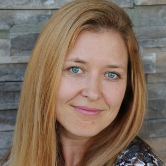 Deana Matiyasic head shot