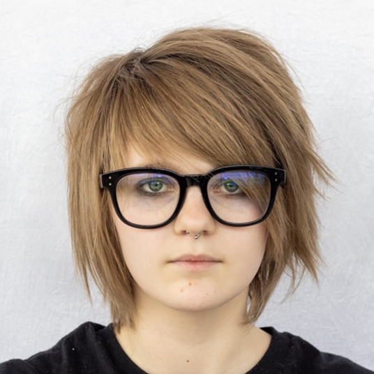 Malin Bengry (Stage Hand) head shot