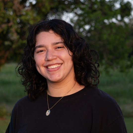 JADE RUIZ (She/Her) head shot