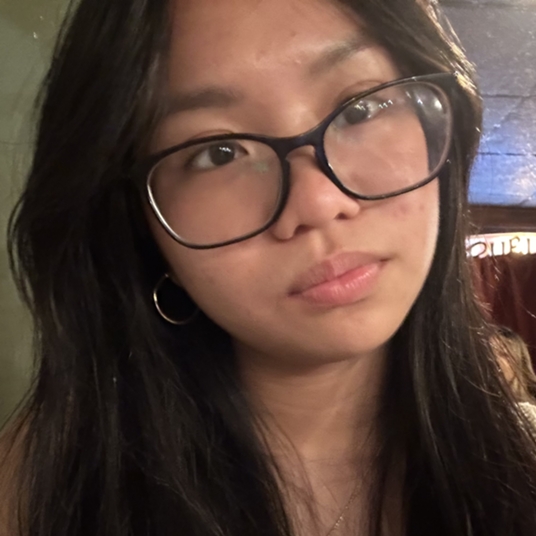 Kelly Chau head shot