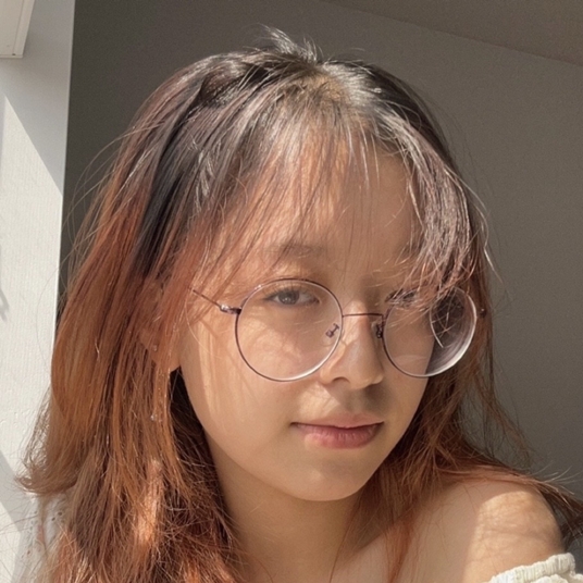 Amanda Lu head shot
