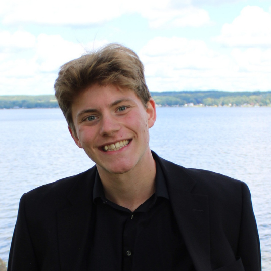 Michael Horvath head shot