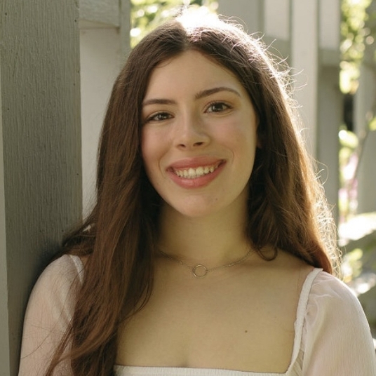 Lila Alix head shot