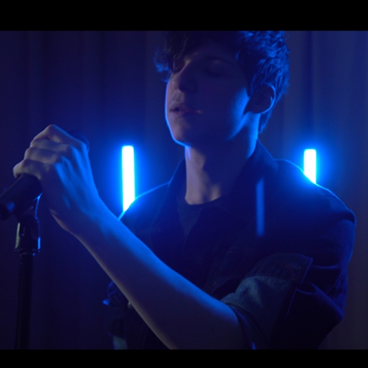 AJ DelGrego head shot