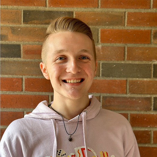 Maverick Sutherland ('24) head shot