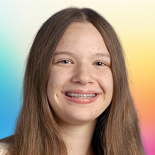 Lydia Bessette head shot