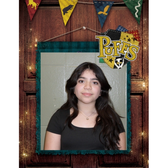 Yanari Galindo head shot