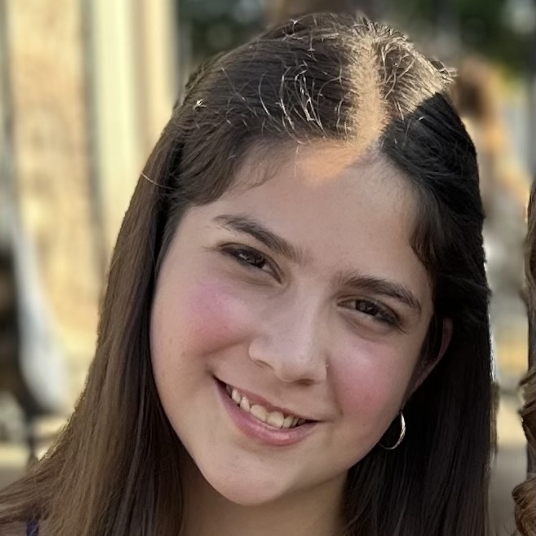 Bella Rose head shot