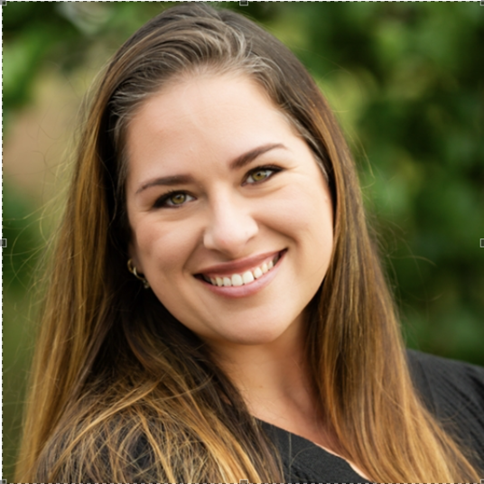 Kelly Alvarez head shot