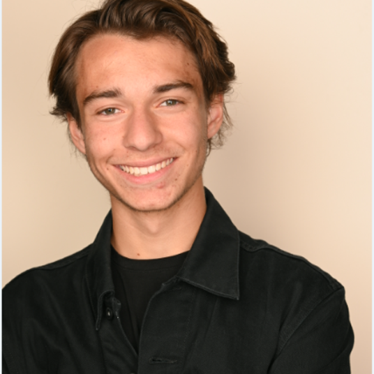 Mason Bruderer head shot