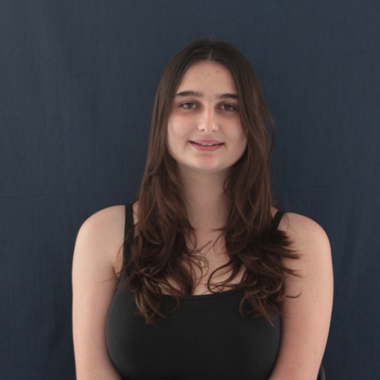 Juliet Auby head shot