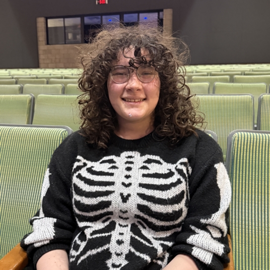 Virginia De Faria Burgos head shot