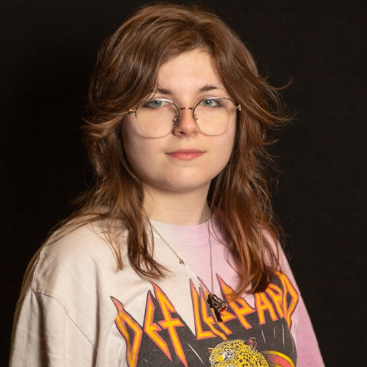 Lindsey Pfirrman head shot