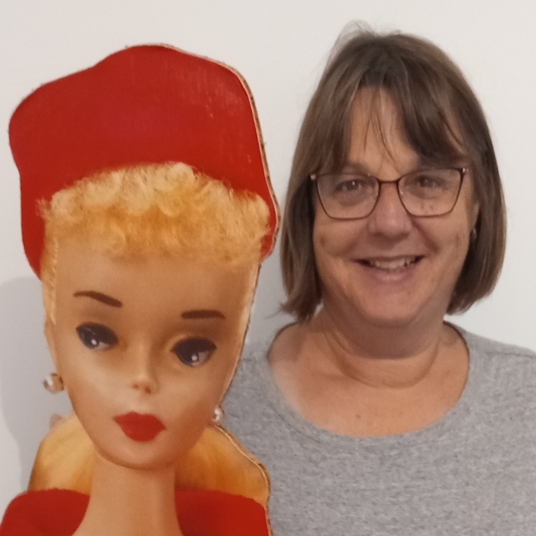 Stephanie Crowe head shot