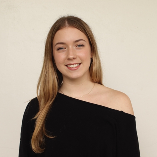Sydney Lotz head shot