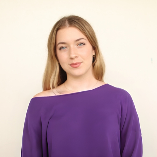 Sydney Lotz head shot