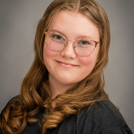 Samantha Bennett head shot