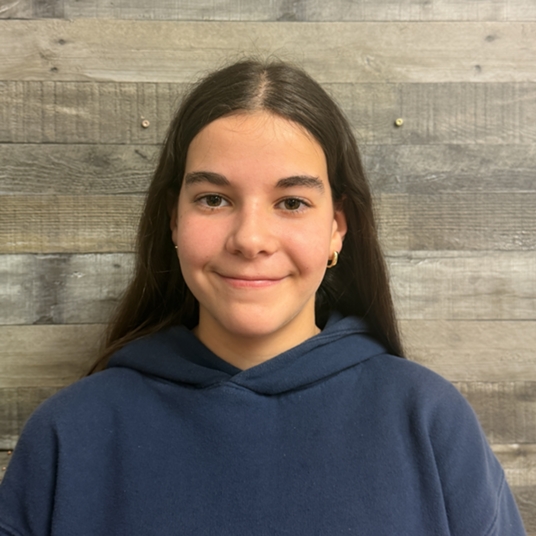 Ella Evans head shot