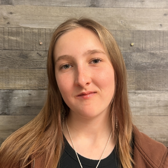 Izzy Bartlett head shot