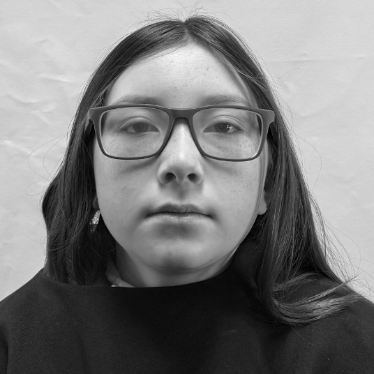 Caroline Irwin head shot