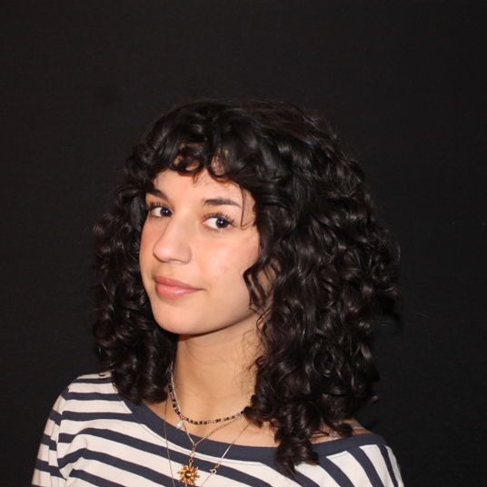 Juliette Lewis head shot