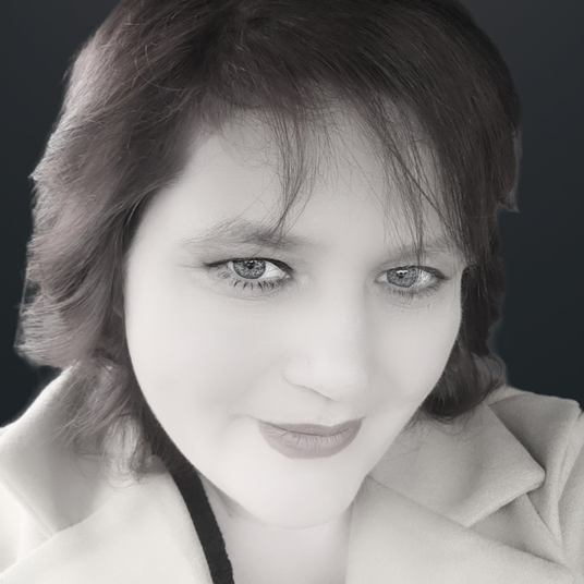 Meghan Chambers head shot