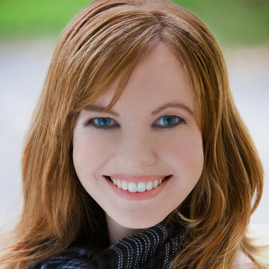 Anna Bragg (Choreographer) head shot