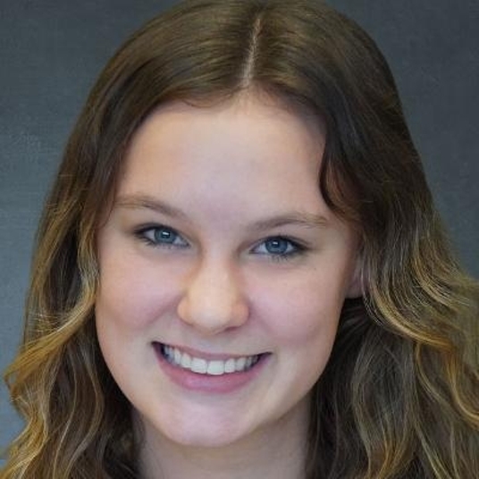 Claire Tucker head shot