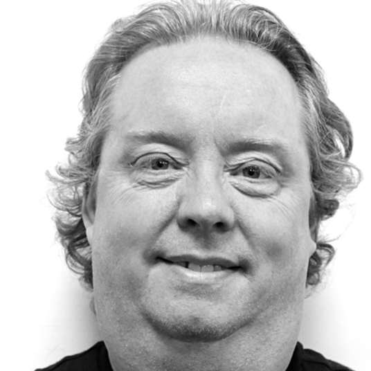 Dr. Travis Richter head shot