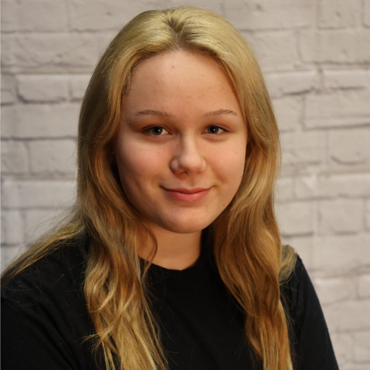 Alexa Ninneman head shot