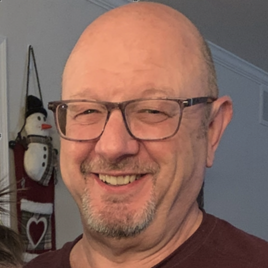 Tom Dapallone head shot