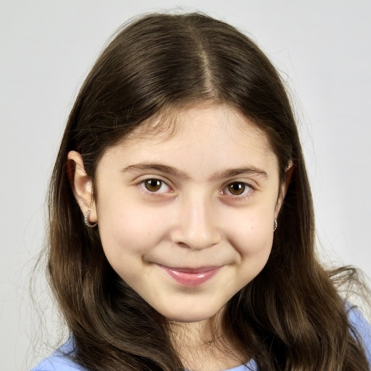 Maisie Pickar head shot