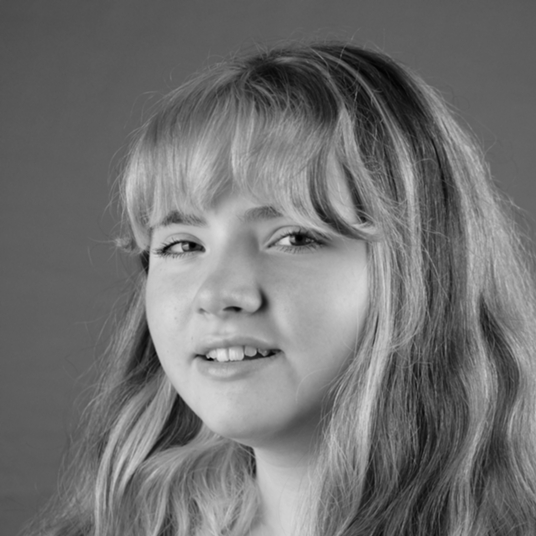 Zoe DeBlieck head shot