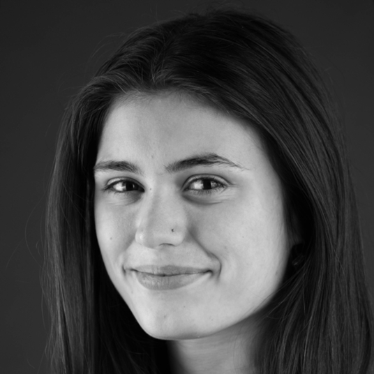 Evelyn Head head shot