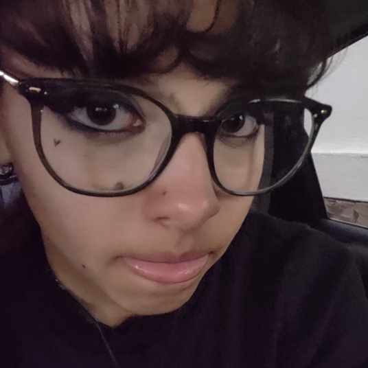 Erin Emigh head shot