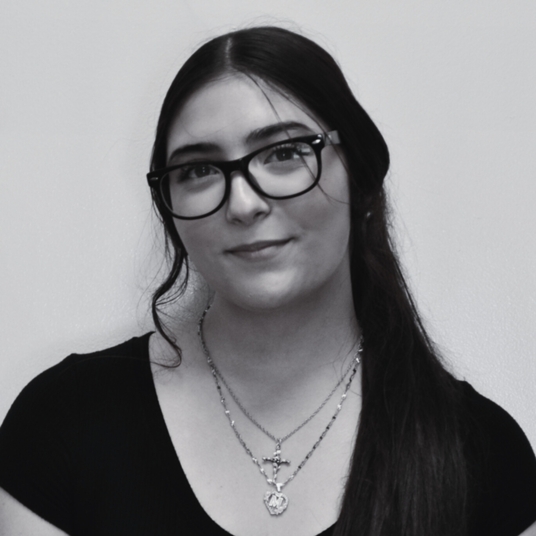 Mia Pearson head shot