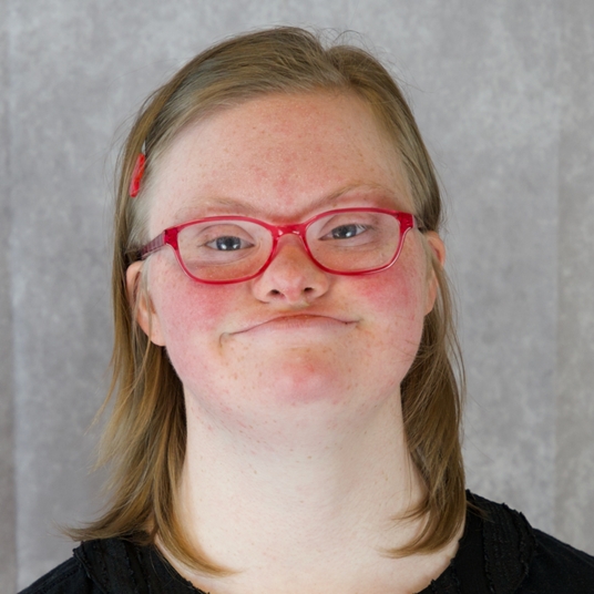 Belle Pederson head shot