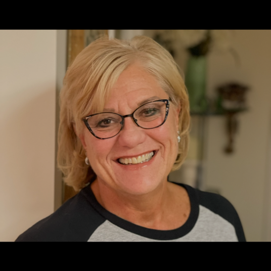 Donna Shoun head shot