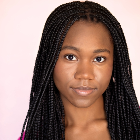 Caitlin Hayles head shot