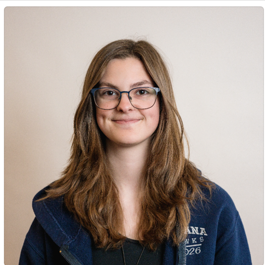 Alison Hoffacker+ head shot